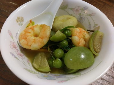 big shrimp green curry